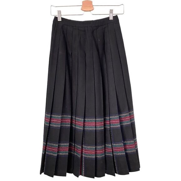 Vintage Pendleton Pleated Skirt 100% Virgin Wool Made in USA Size 4 - Picture 1 of 5